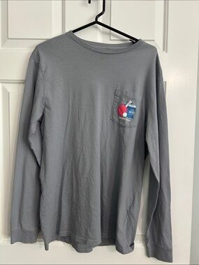 Vineyard Vines Gray Long Sleeve Pocket Tee with Pocket Graphic
